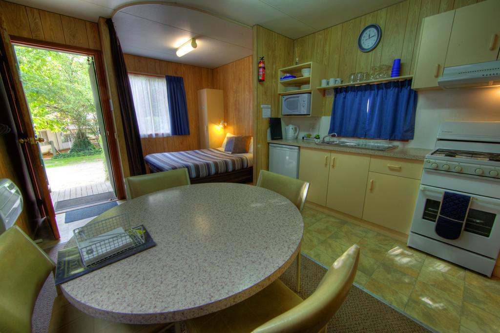 Riverview Caravan Park Porepunkah Eksteriør billede